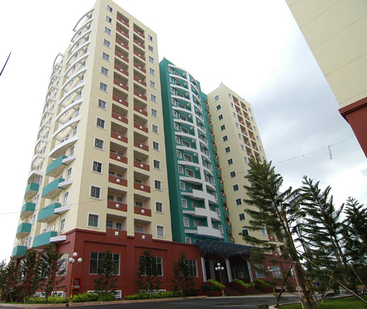 Khu sạc xe máy và ô tô điện tại bãi xe chung cư