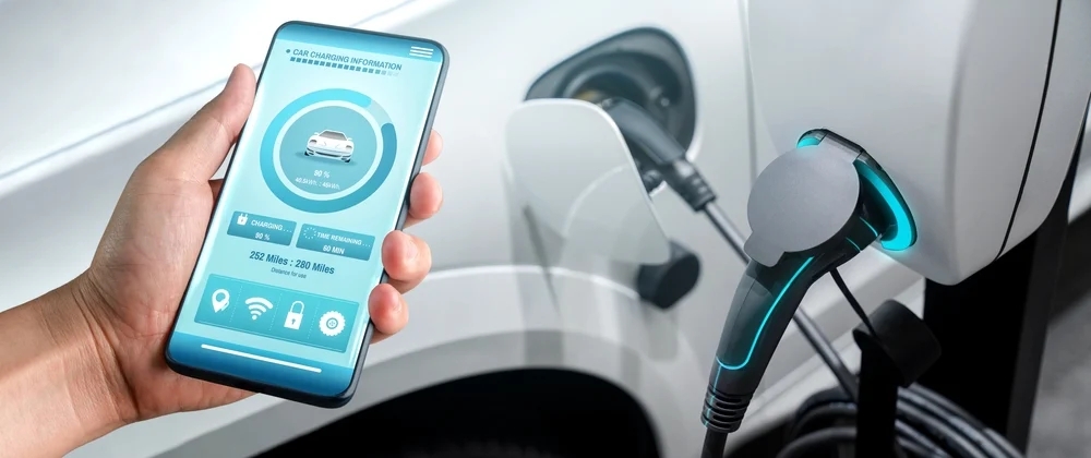 Khu sạc AC cho xe đỗ lâu và khu sạc nhanh DC tại một địa điểm hỗn hợp